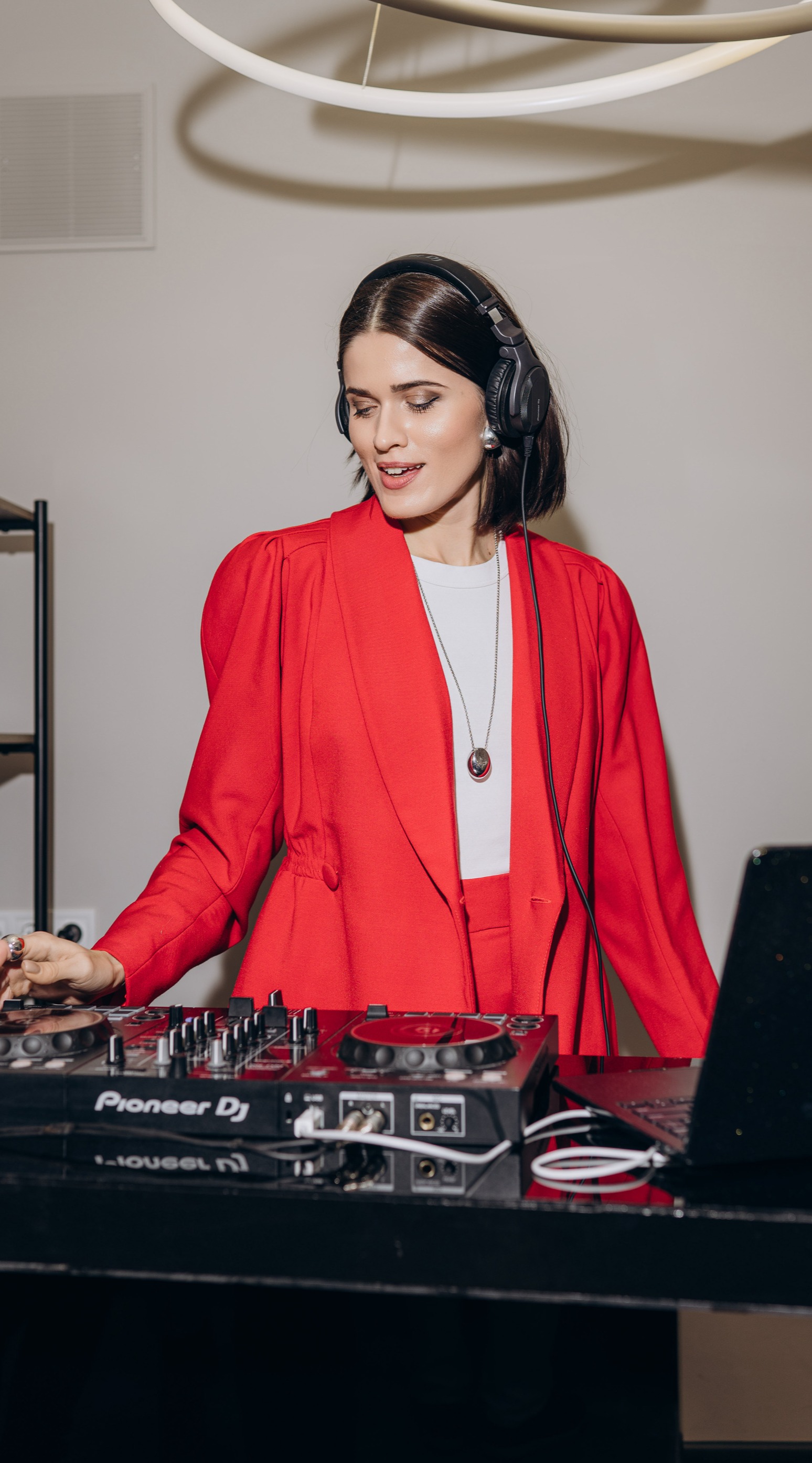 NAJA (Настя Чорнична)