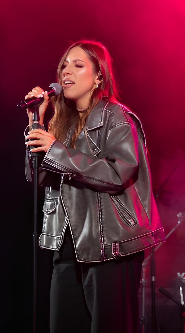 Оля Воробйова