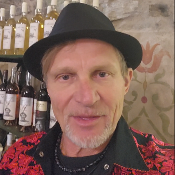 Олег Скрипка